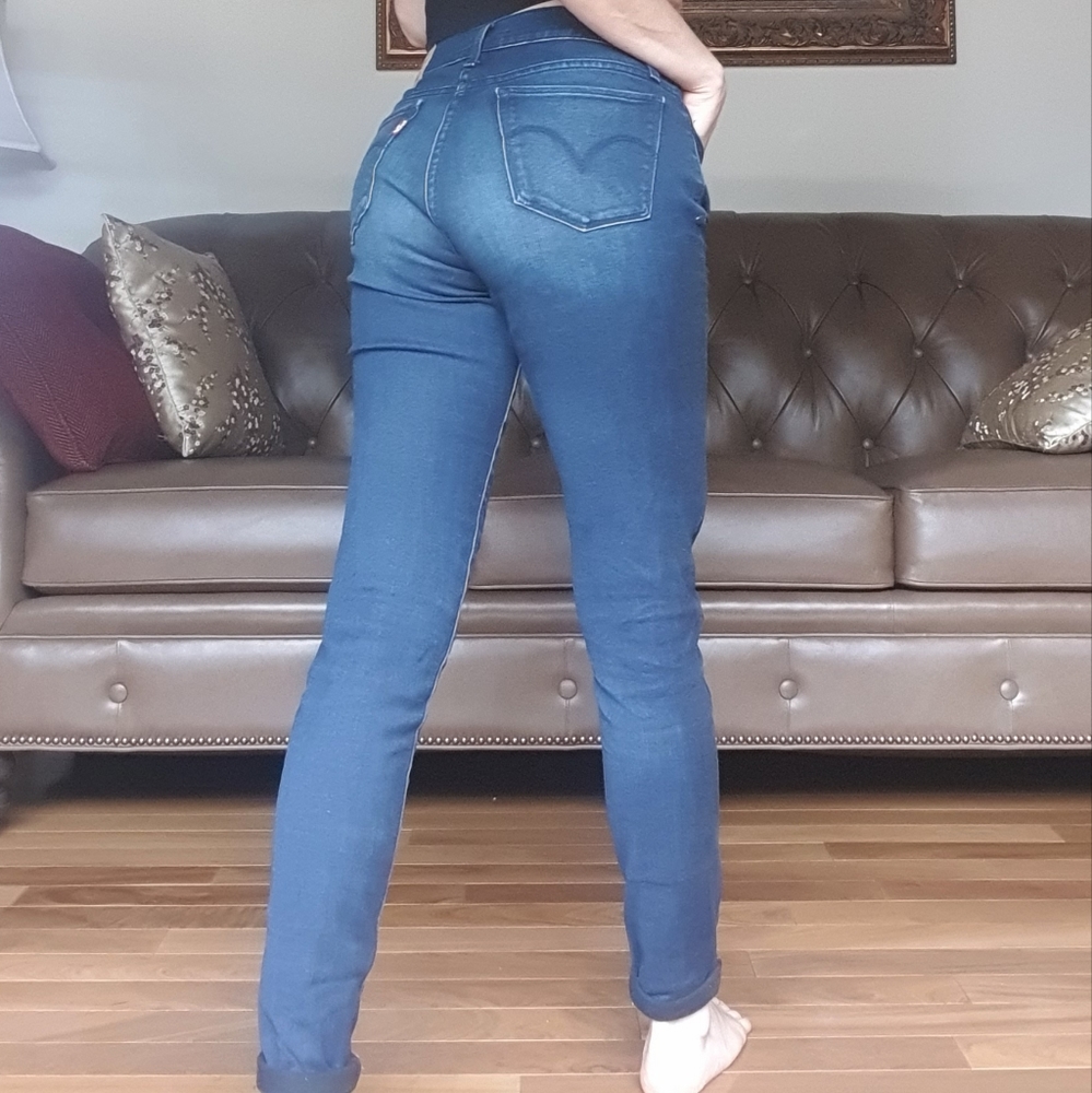 Skinny Levi's